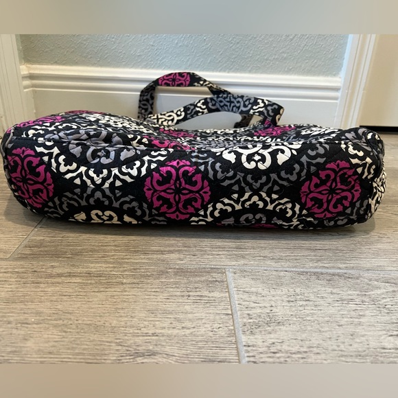 Vera Bradley canterberry magenta shoulder bag - padded device bag - Picture 4 of 11